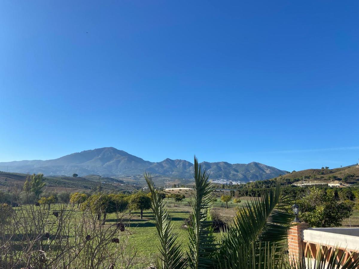 Spacious Villa With Exceptional Views In Malaga Casarabonela Kültér fotó