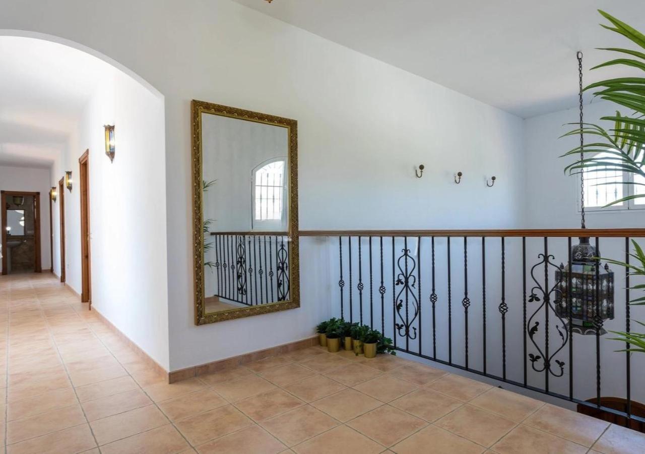 Spacious Villa With Exceptional Views In Malaga Casarabonela Kültér fotó