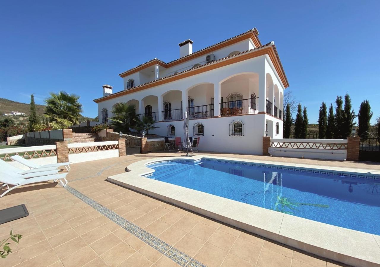Spacious Villa With Exceptional Views In Malaga Casarabonela Kültér fotó